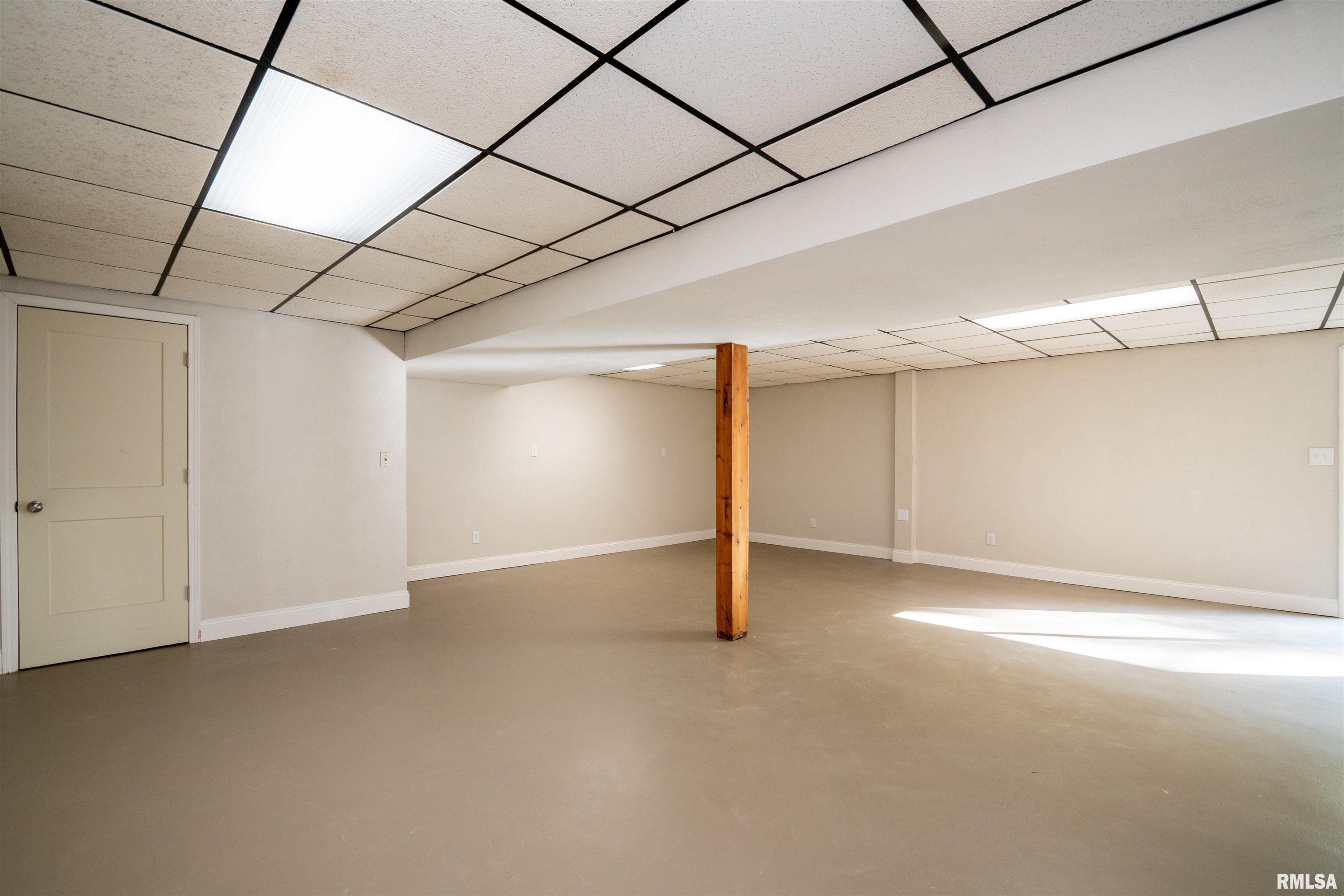 6520 North Talisman Terrace Peoria, IL 61615 - Photo 35 of 46