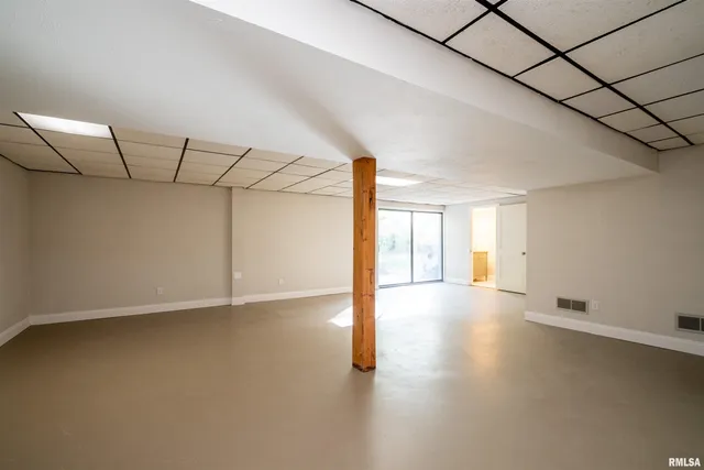 $365,000 | 6520 North Talisman Terrace, Peoria, IL 61615