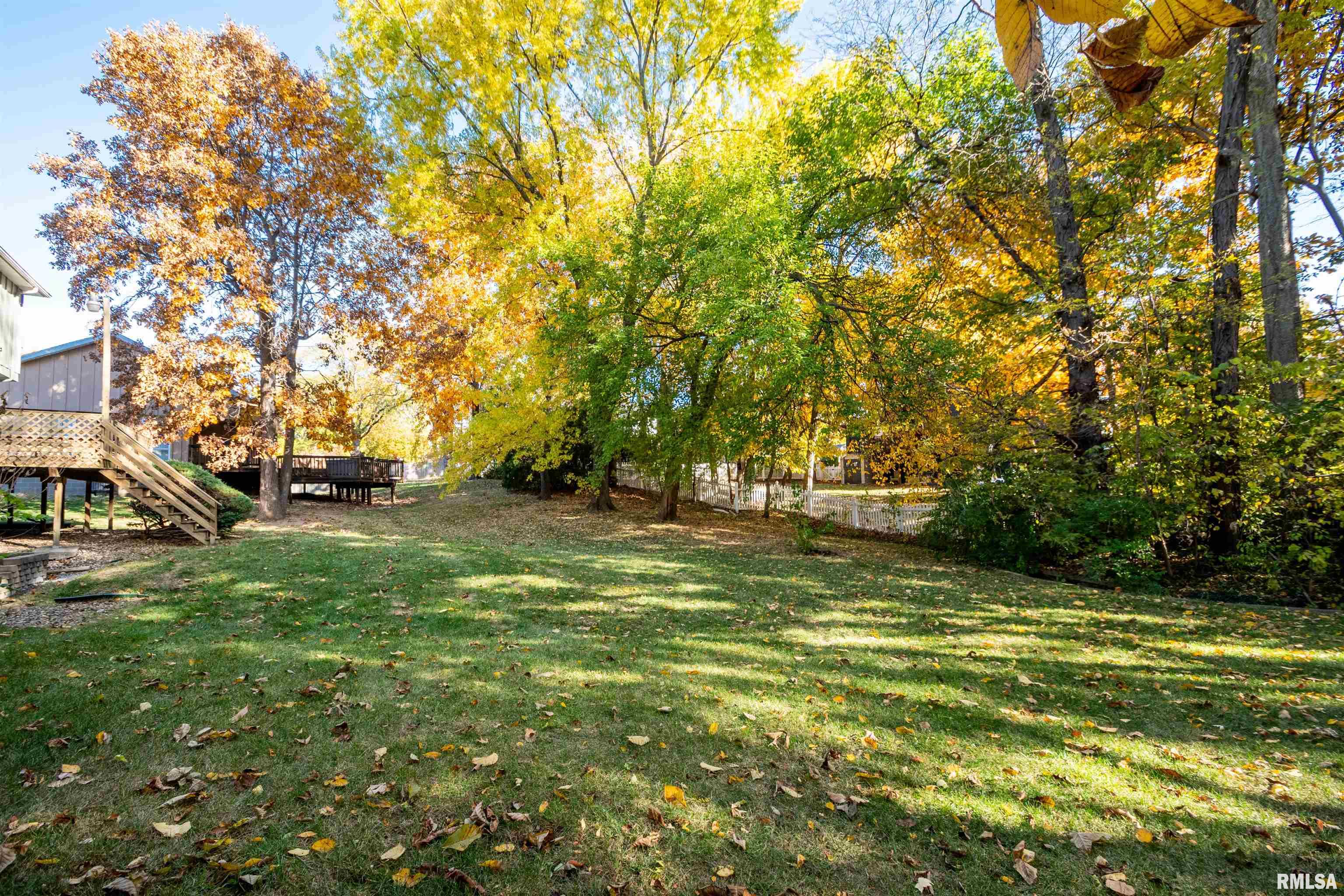 6520 North Talisman Terrace Peoria, IL 61615 - Photo 43 of 46