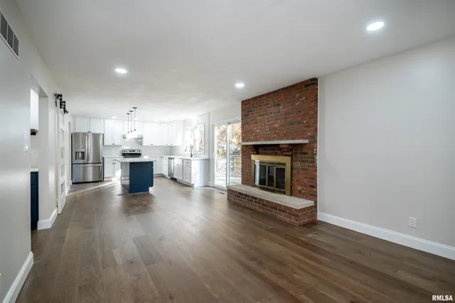 $365,000 | 6520 North Talisman Terrace, Peoria, IL 61615