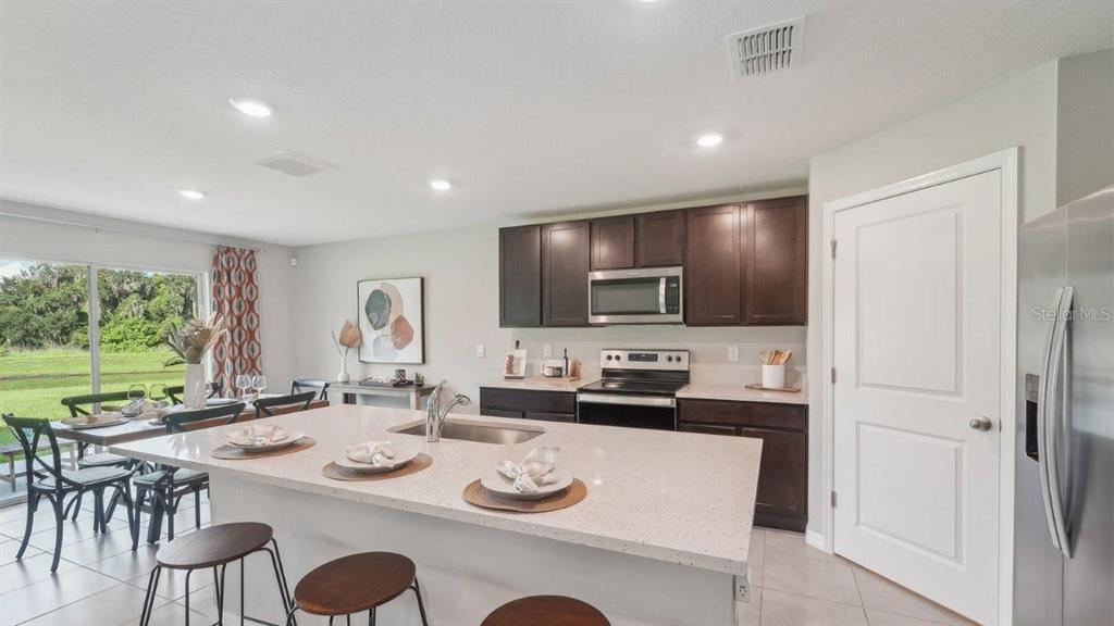 17473 Acorn Drop Road Land O Lakes, FL 34638 - Photo 3 of 23