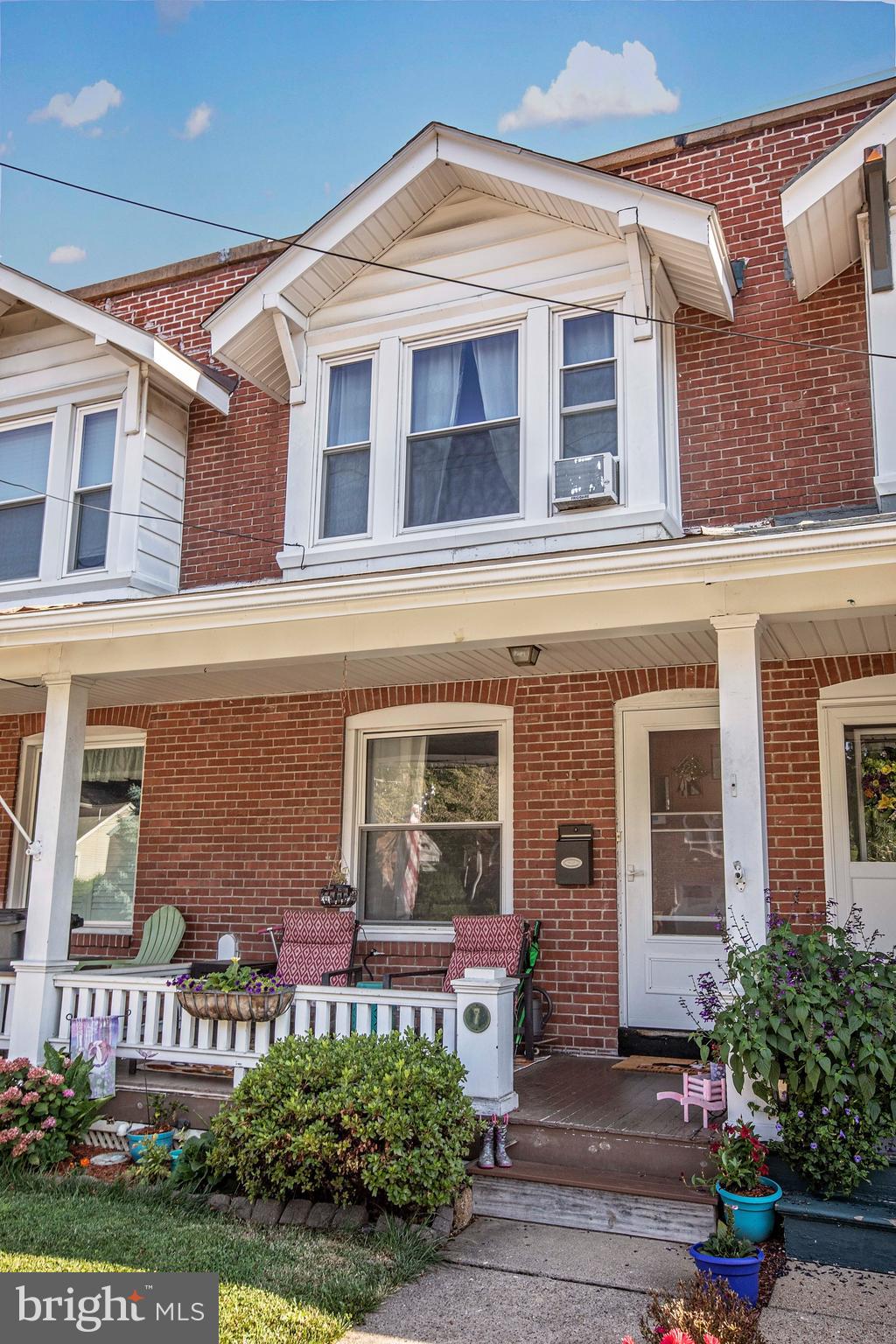 7 West Broad Street Reading, PA 19607 - Photo 2 of 26 Enjoy the neighborhood from the front porch.