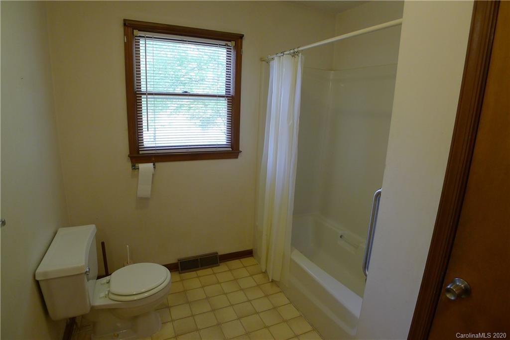 1036 Pine Ridge Road, Unit 2 Mocksville, NC 27028 - Photo 18 of 25 Gallery Image 18