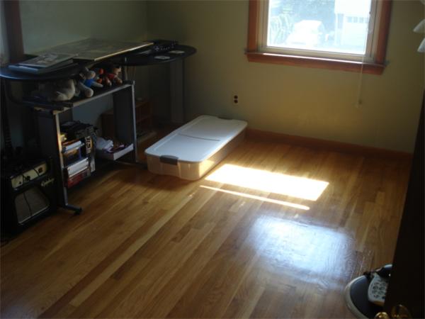 83 Lockwood Road Lynn, MA 01904 - Photo 8 of 15 Gallery Image 8
