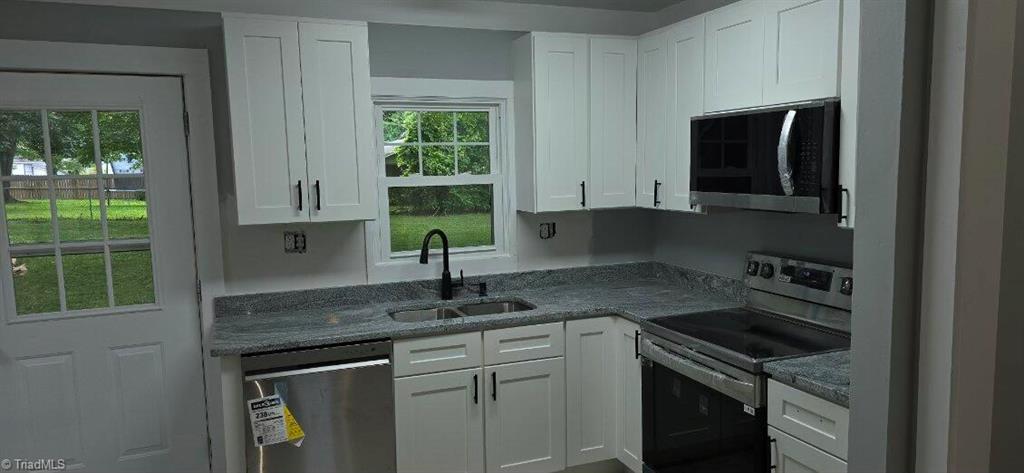 705 North Wilba Road Mebane, NC 27302 - Photo 9 of 16