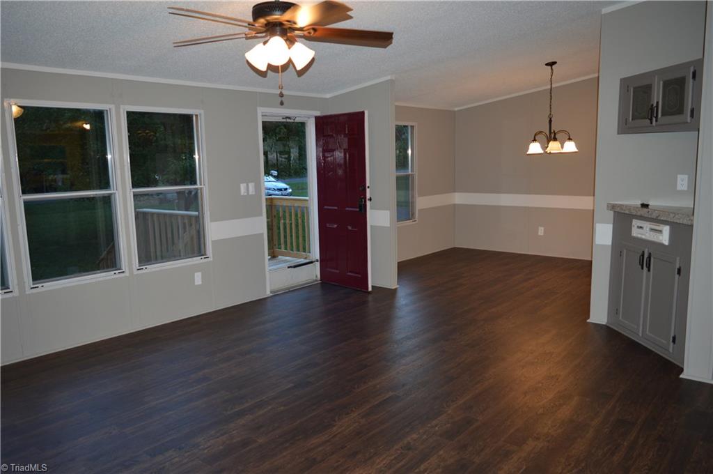 4015 Price Road Eden, NC 27288 - Photo 3 of 25 Gallery Image 3