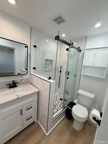 $1,975 | 14352 A Flomar Drive, Whittier, CA 90603