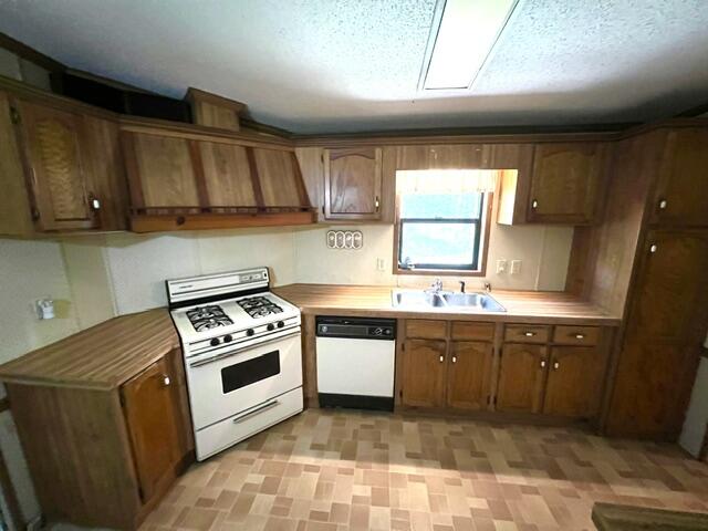 6980 Spaulding Road Fruitport, MI 49415 - Photo 14 of 40 IMG_0039