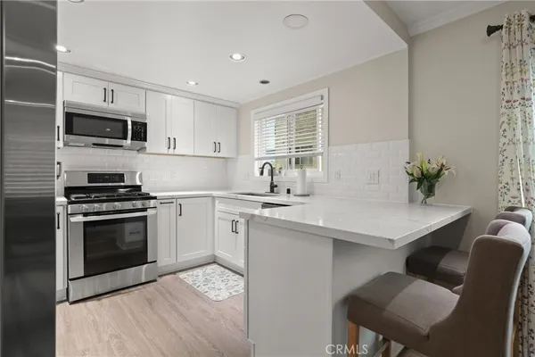 $789,000 | 412 Burchett Street, Unit 17, Glendale, CA 91203
