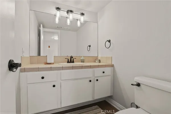 $789,000 | 412 Burchett Street, Unit 17, Glendale, CA 91203