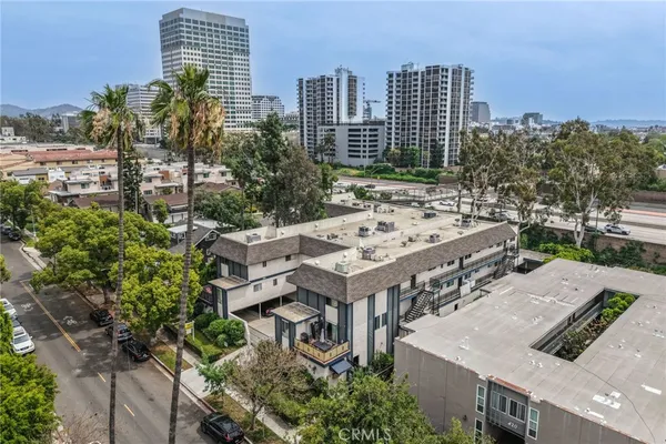 $789,000 | 412 Burchett Street, Unit 17, Glendale, CA 91203