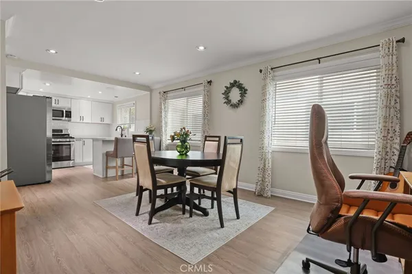$789,000 | 412 Burchett Street, Unit 17, Glendale, CA 91203