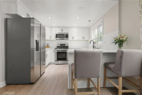 $789,000 | 412 Burchett Street, Unit 17, Glendale, CA 91203