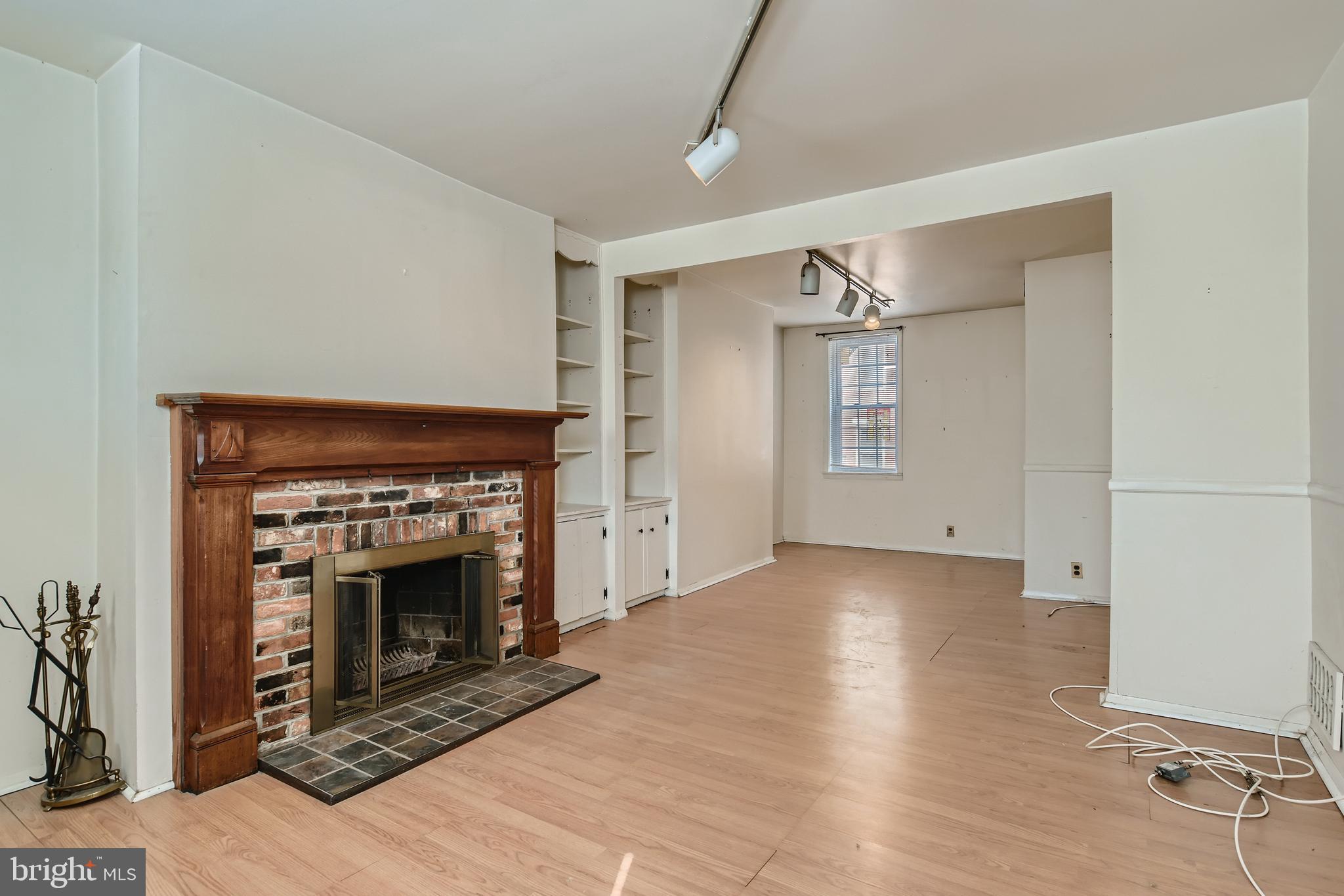 641 Stirling Street Baltimore, MD 21202 - Photo 3 of 9