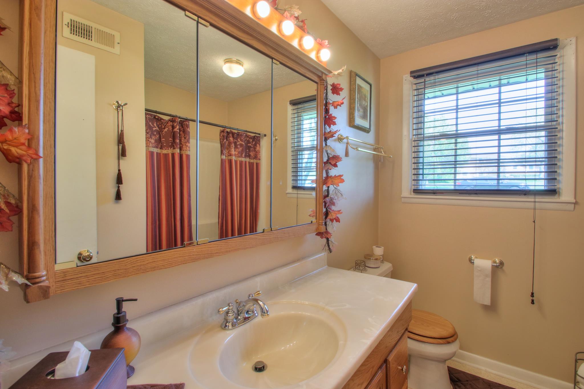 105 Edgebrook Road Goodlettsville, TN 37072 - Photo 22 of 23 full bathroom