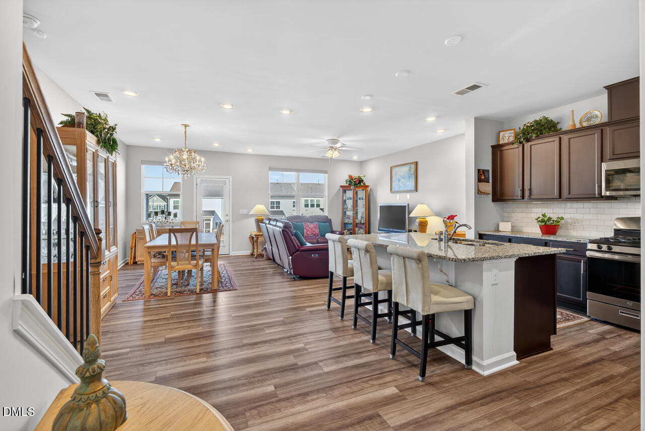 5021 Tura Street Raleigh, NC 27610 - Photo 5 of 66 07