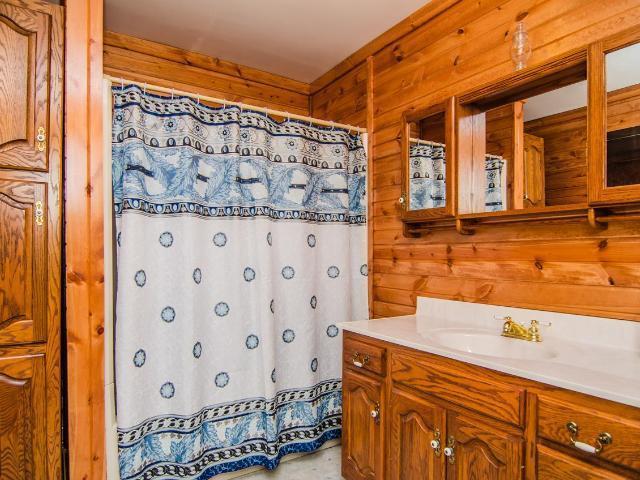 7435 County Line Road Armstrong Creek, WI 54103 - Photo 16 of 23 Gallery Image 16