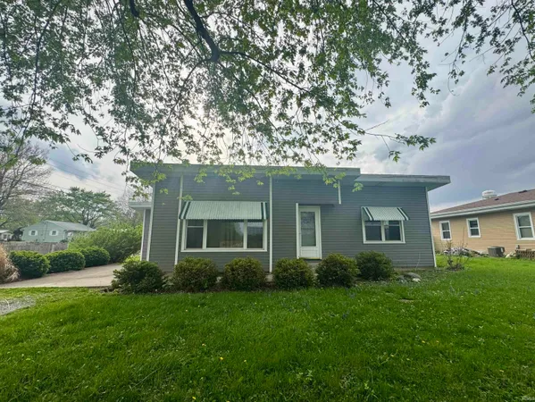 $78,000 | 321 South Walnut Street, New Castle, IN 47362
