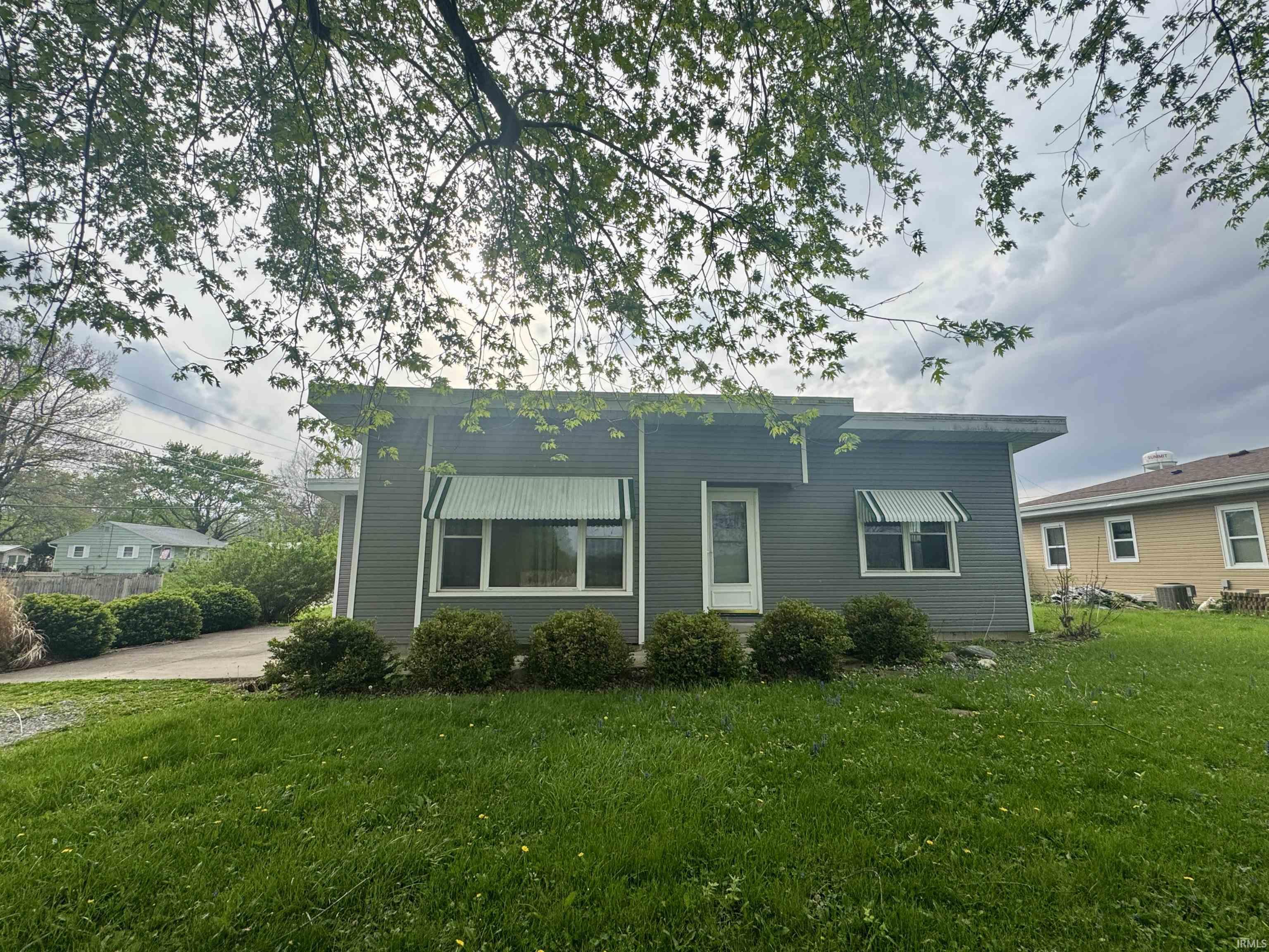 321 South Walnut Street New Castle, IN 47362 - Photo 1 of 29