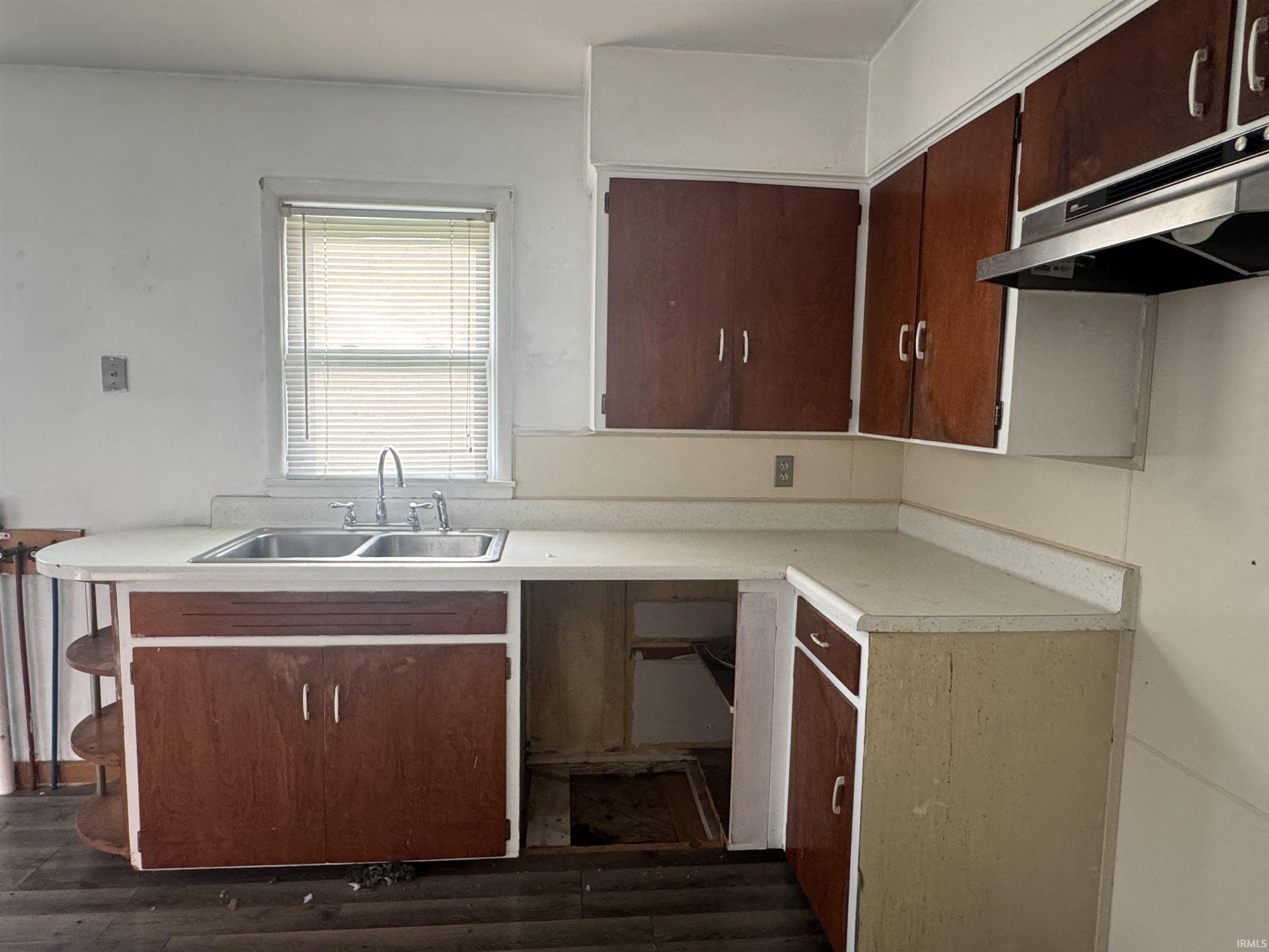 321 South Walnut Street New Castle, IN 47362 - Photo 11 of 29