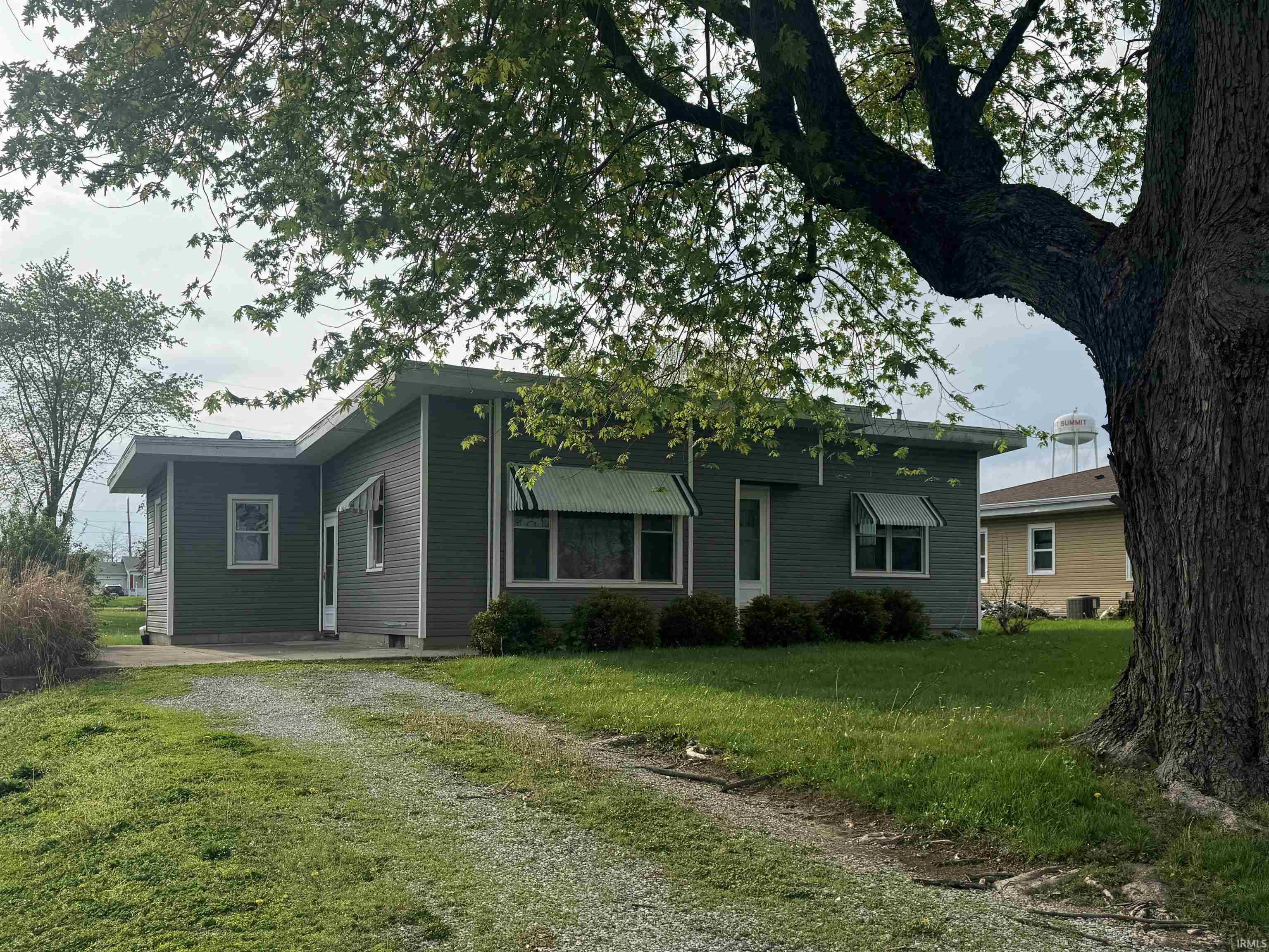 321 South Walnut Street New Castle, IN 47362 - Photo 2 of 29