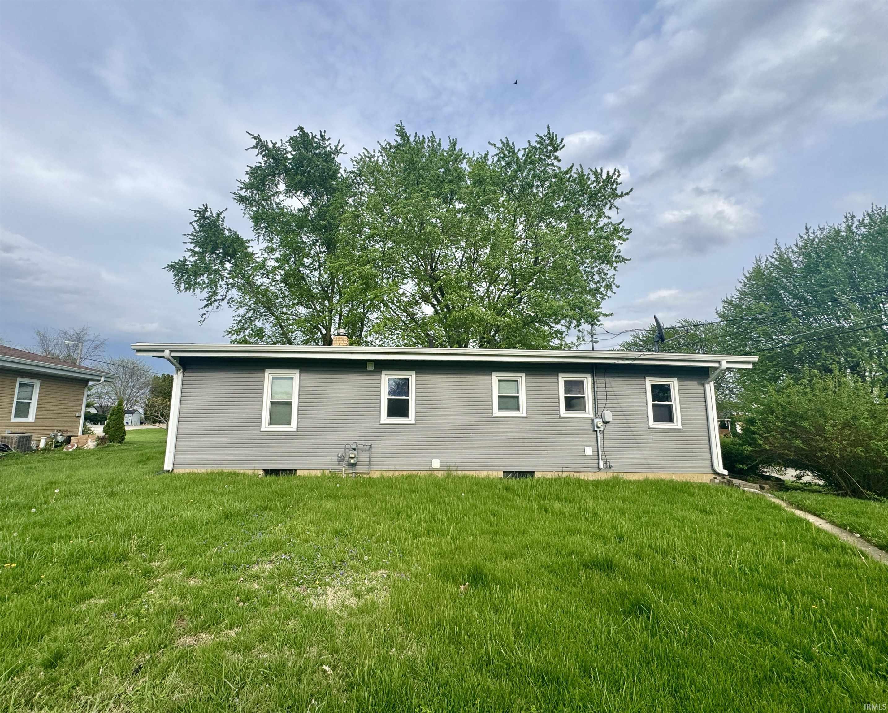 321 South Walnut Street New Castle, IN 47362 - Photo 3 of 29