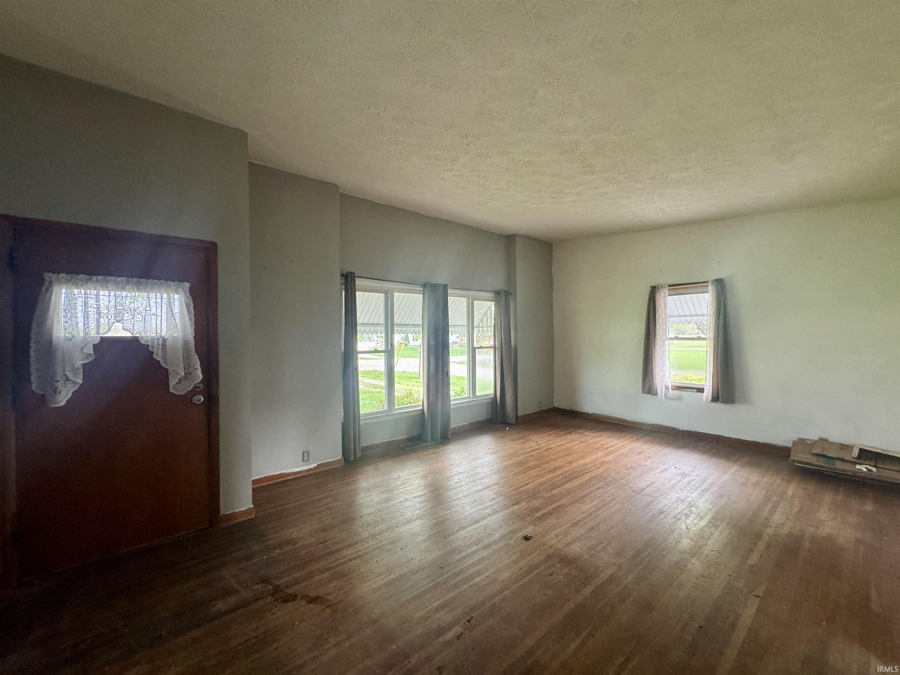 321 South Walnut Street New Castle, IN 47362 - Photo 6 of 29