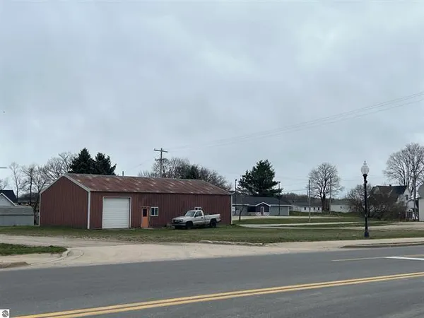 $229,900 | Undisclosed Address, McBain, MI 49657