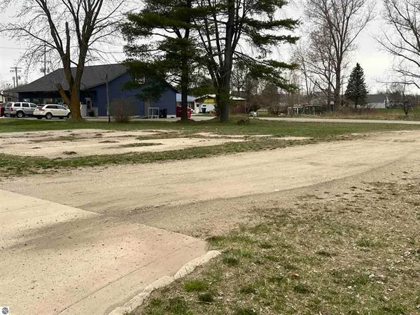 $229,900 | Undisclosed Address, McBain, MI 49657