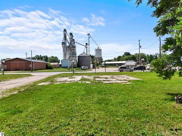 $229,900 | Undisclosed Address, McBain, MI 49657