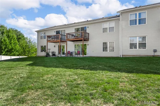 $155,000 | 690 Sugar Trail Court, St. Peters, MO 63376