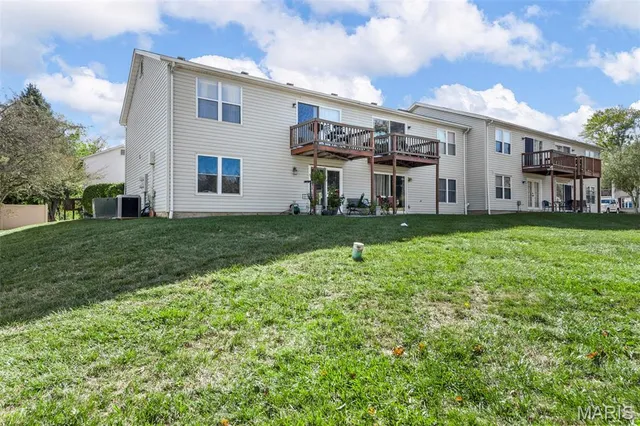 $155,000 | 690 Sugar Trail Court, St. Peters, MO 63376