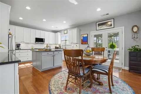 $489,900 | 7553 Copper Kettle Way, Flowery Branch, GA 30542