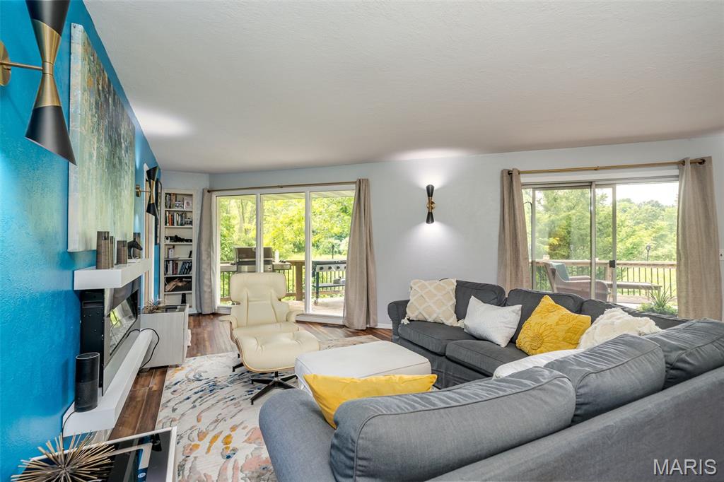 39 West Nottingham Circle Sullivan, MO 63080 - Photo 5 of 53