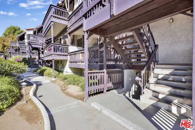 $369,000 | 12330 Osborne Street, Unit 77, Pacoima, CA 91331