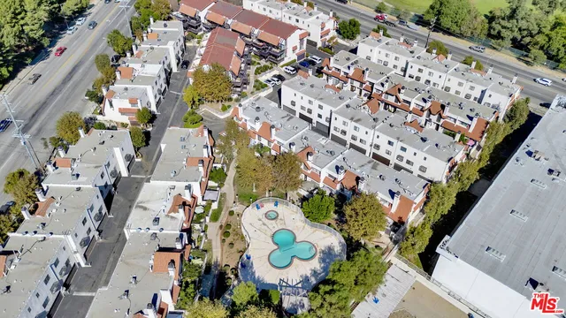 $375,000 | 12330 Osborne Street, Unit 77, Pacoima, CA 91331