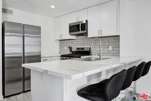 $369,000 | 12330 Osborne Street, Unit 77, Pacoima, CA 91331