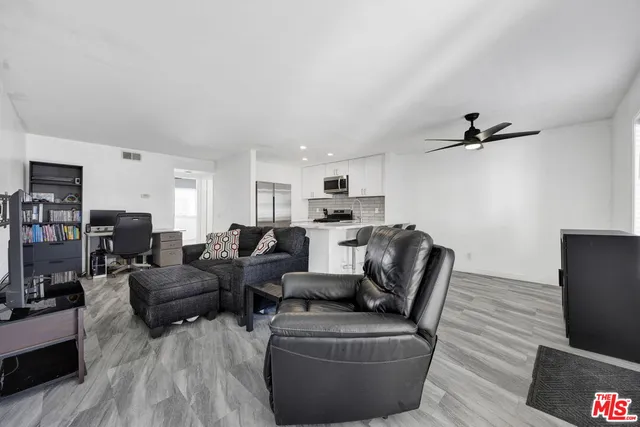 $375,000 | 12330 Osborne Street, Unit 77, Pacoima, CA 91331