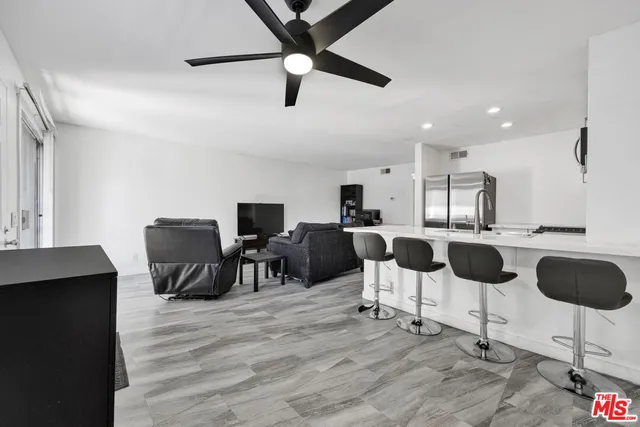 $369,000 | 12330 Osborne Street, Unit 77, Pacoima, CA 91331