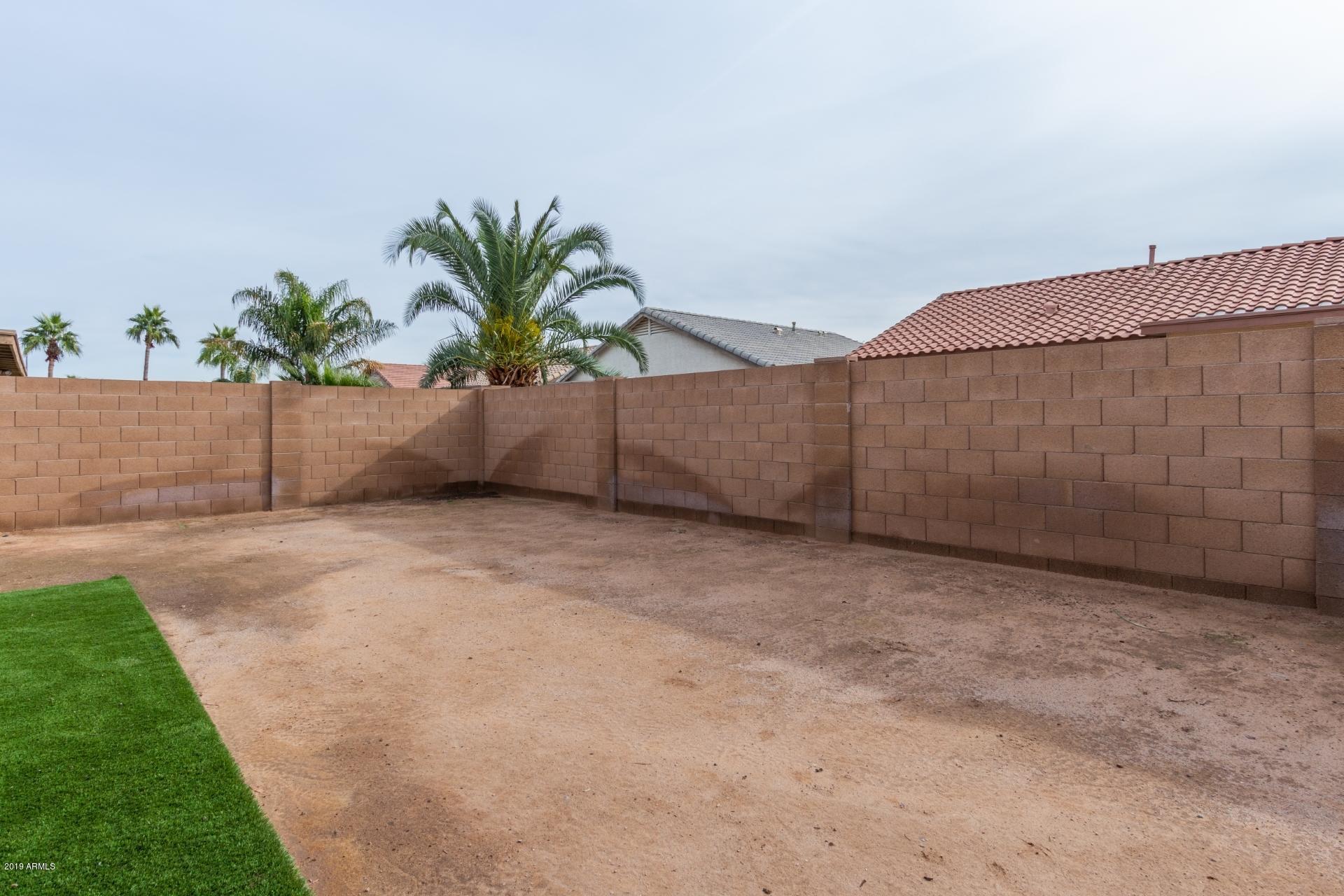 11213 West Granada Road Avondale, AZ 85392 - Photo 20 of 21 Backyard