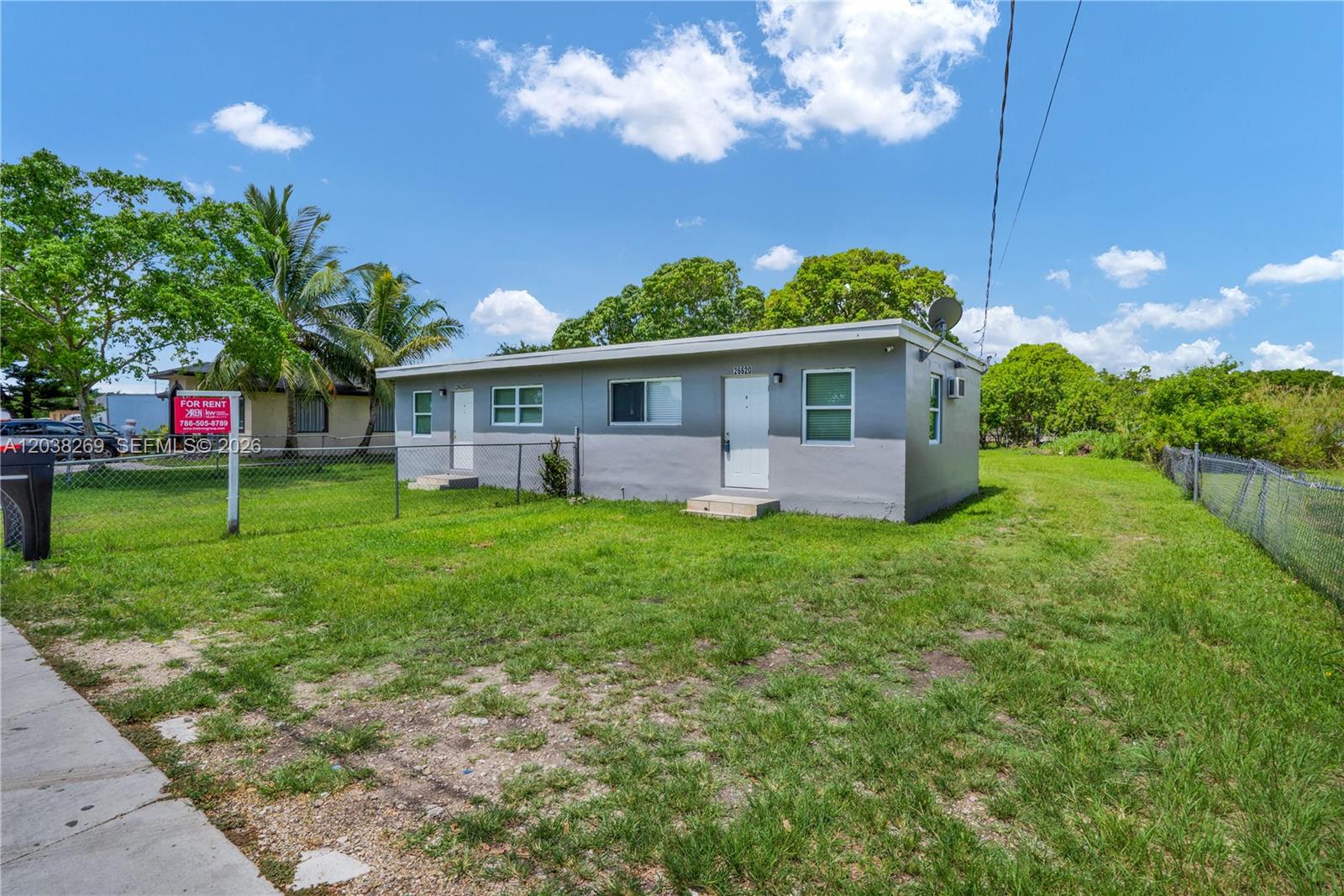 26620 Southwest 138th Court, Unit B Homestead, FL 33032 - Photo 2 of 14