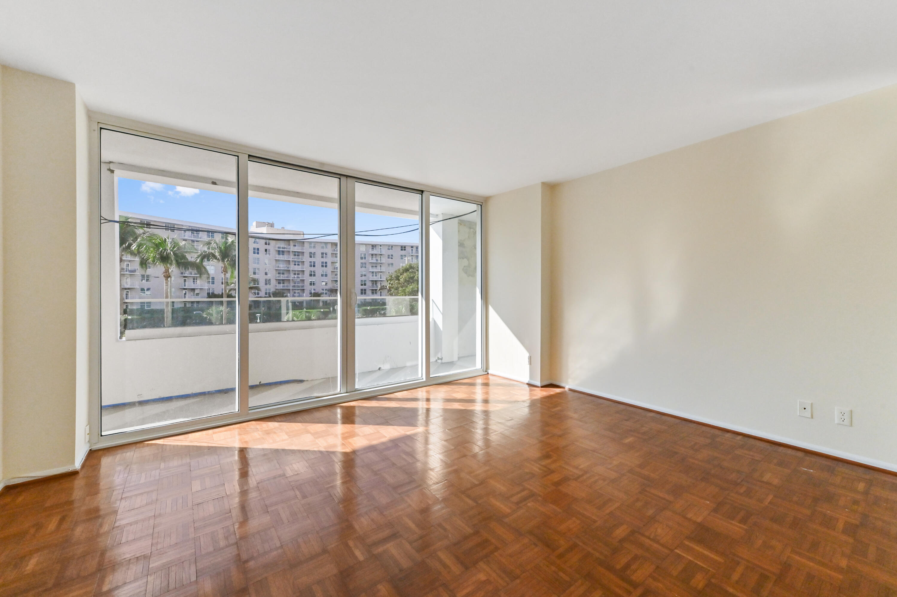2800 South Ocean Boulevard, Unit 2K Boca Raton, FL 33432 - Photo 21 of 59 a view of an empty room with a window
