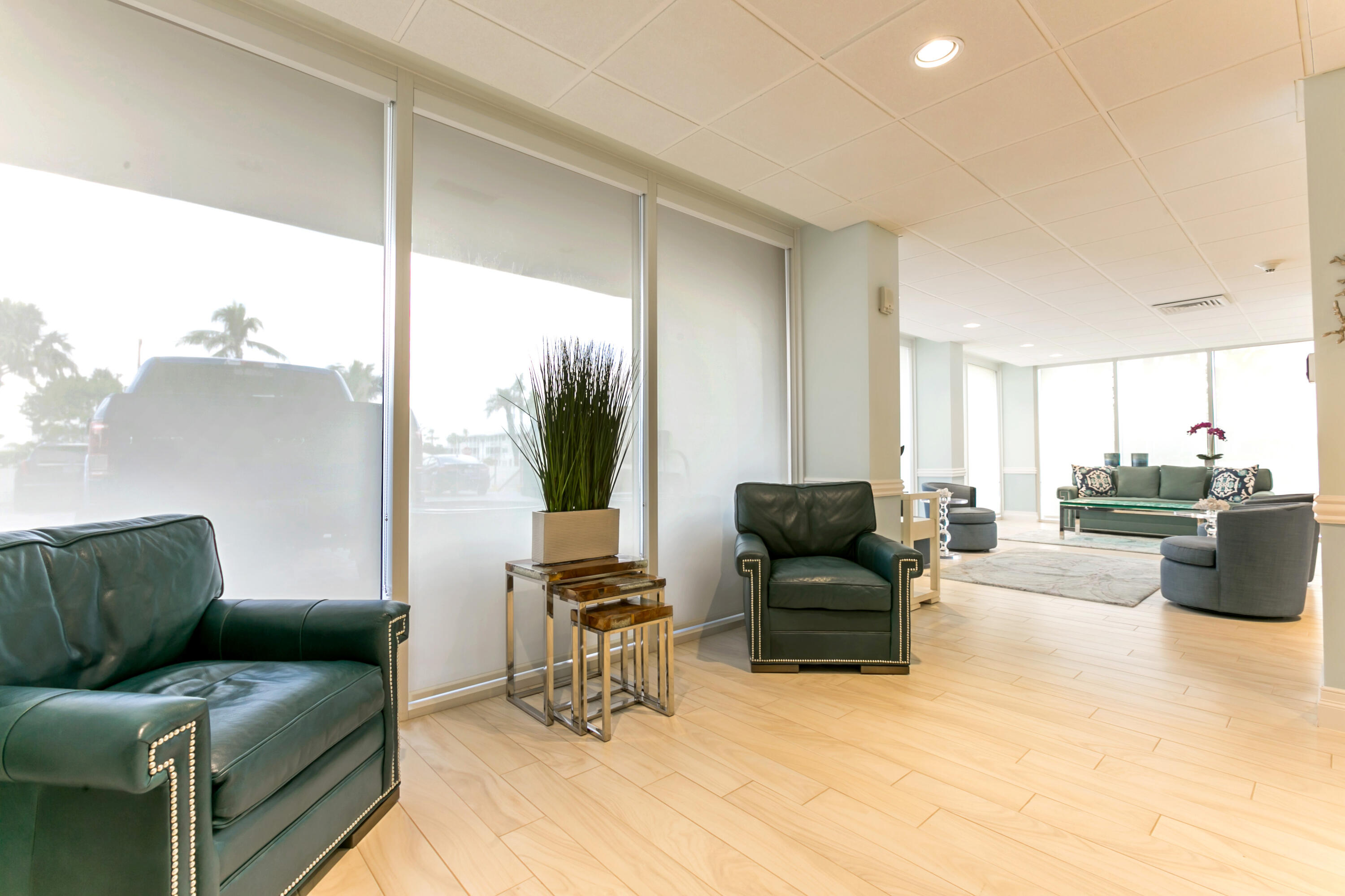 2800 South Ocean Boulevard, Unit 2K Boca Raton, FL 33432 - Photo 38 of 59 a living room with furniture and a large window