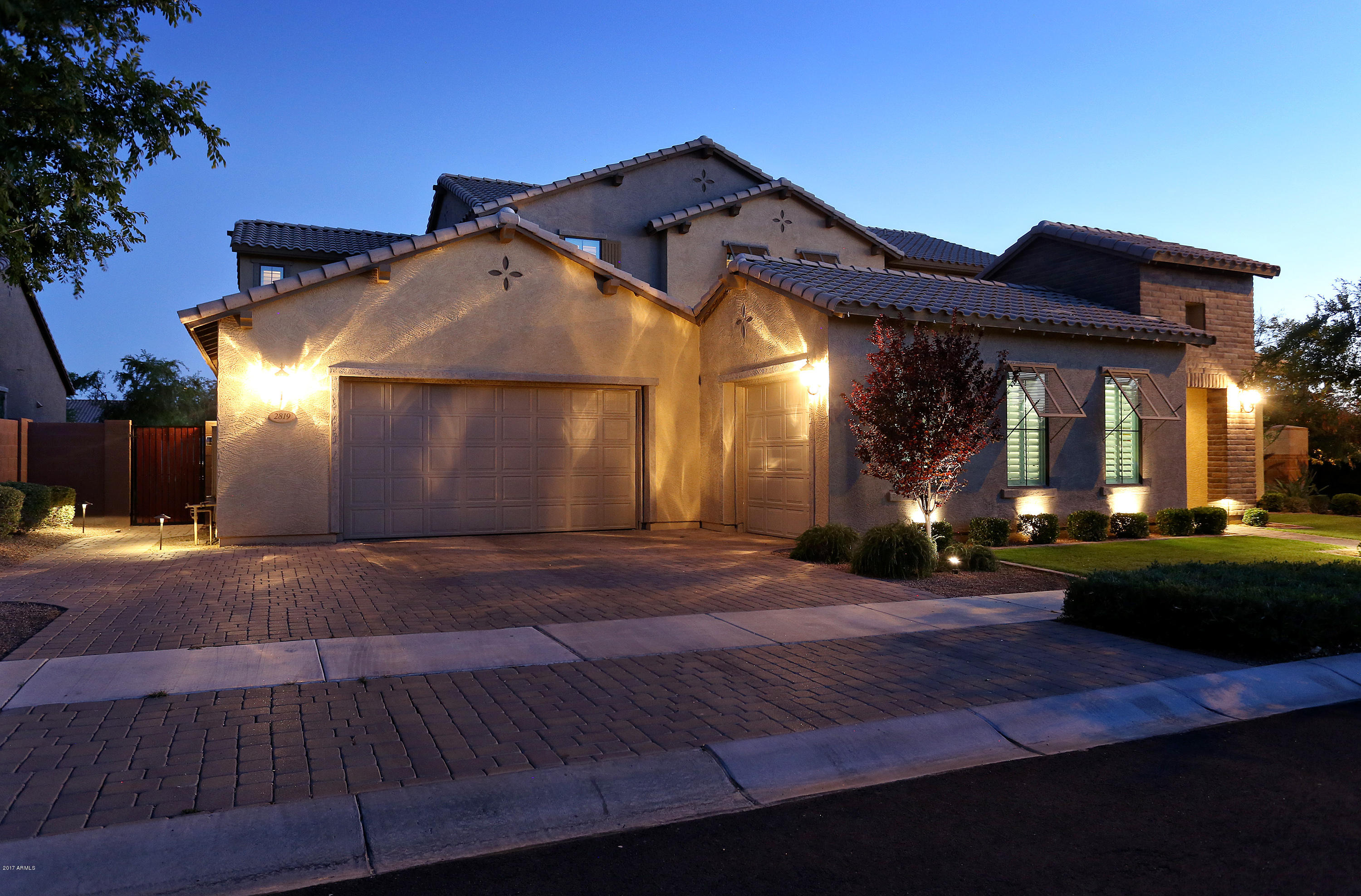 2819 East Los Altos Road Gilbert, AZ 85297 - Photo 2 of 42 0a