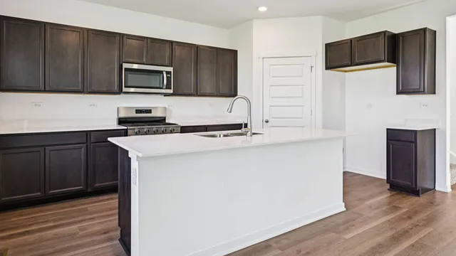 $429,990 | 15103 West Oxford Lane, Manhattan, IL 60442