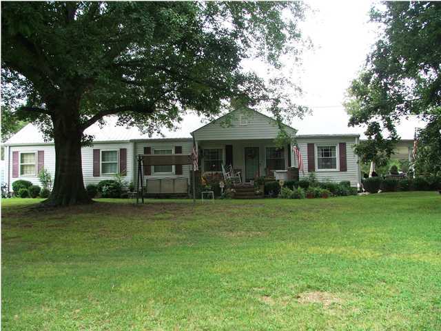 1159 Graysville Road Ringgold, GA 30736 - Photo 1 of 13 Primary Photo