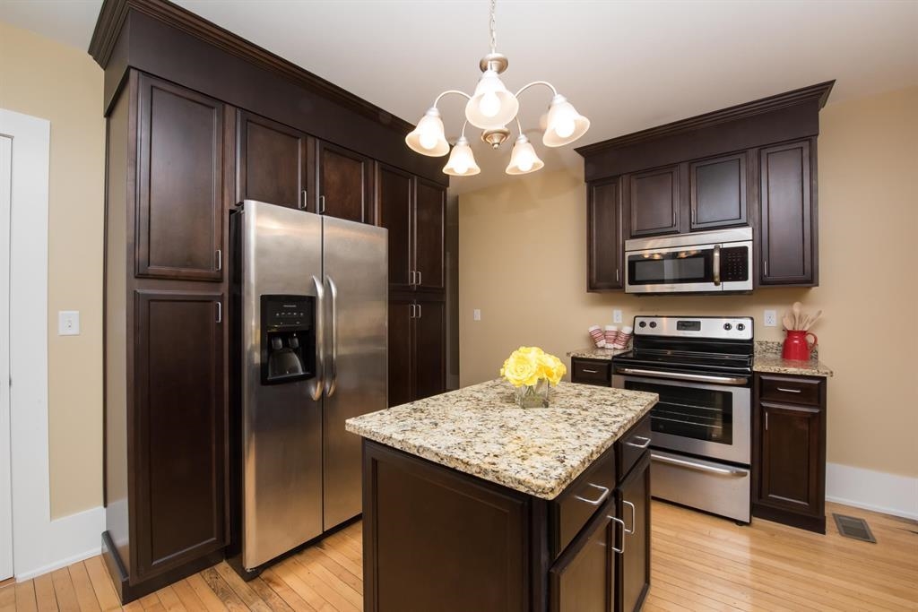 5 Brookline Avenue, Unit 5 Dover, NH 03820 - Photo 3 of 31