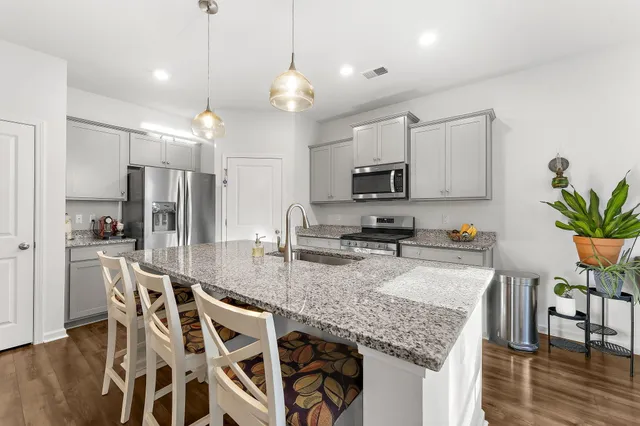 $680,000 | 1035 Sago Palm Court, Mount Pleasant, SC 29429