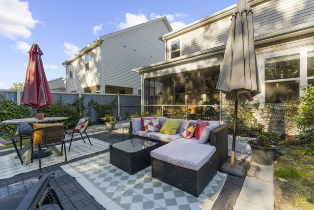 $680,000 | 1035 Sago Palm Court, Mount Pleasant, SC 29429