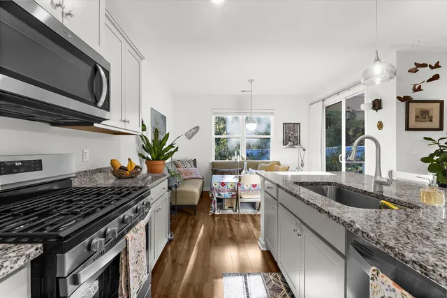 $680,000 | 1035 Sago Palm Court, Mount Pleasant, SC 29429